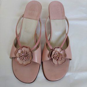 Mila Paoli  Pink Leather Flower Kitten Heel Slide on Sandals SZ 8